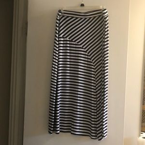 Women’s striped maxi skirt